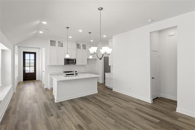 4131 Hudson  Dining 3
