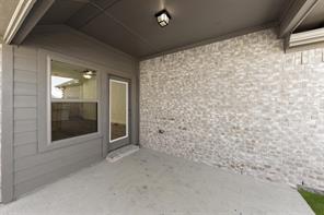 4131 Hudson  Back
