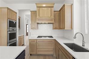 1670 Yale  Dining