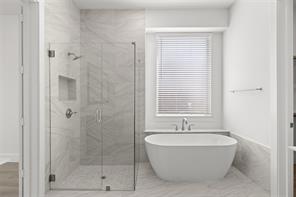1670 Yale  Bath 3